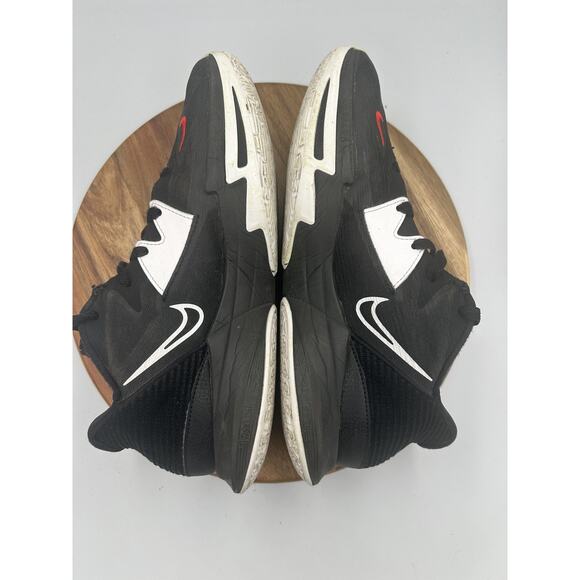 Nike Kyrie Low 5 Shoes Mens Size 10 Black White Red Zoom Basketball DJ6012-001 - Picture 7 of 10